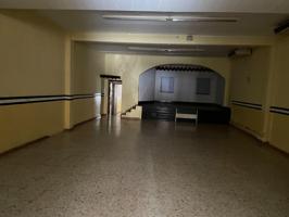 ALQUILER LOCAL CENTRO EL VENDRELL photo 0