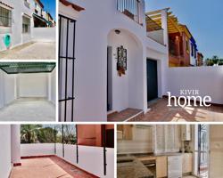 Chalet Adosado en Gines en Alquiler photo 0