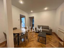 ¡¡Luminoso y amplio apartamento interior en una de las mejores zonas de Madrid!! photo 0