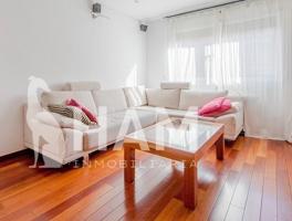 Planta Baja En venta en Ciudad Lineal, Madrid photo 0