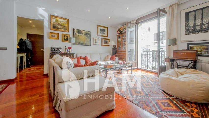 Piso En venta en Lavapiés-Embajadores, Madrid photo 0