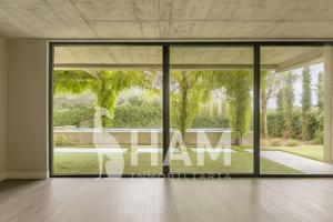 Architectural Concrete Masterpiece in Pozuelo de Alarcón, Madrid photo 0