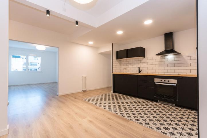 Piso En venta en La Salut, Barcelona photo 0