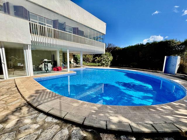 Chalet en venta en Cabo de la Huerta photo 0