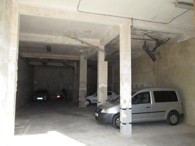 SE VENDE LOCAL COMERCIAL EN AVENIDA DEL PARC ALZIRA photo 0