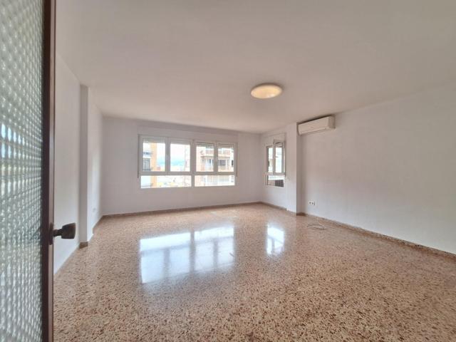 CUL834 - FINCAS GIRBÉS PRESENTA PISO EN ALQUILER EN AVENIDA SANTOS PATRONOS DE ALZIRA photo 0
