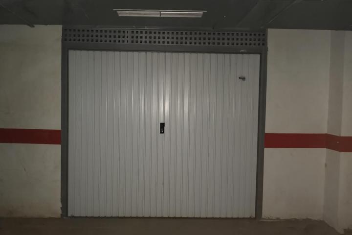 ALG240 - CABINA DE GARAJE DE 23M2 EN LA CALLE SERRANS DE ALGEMESÍ photo 0