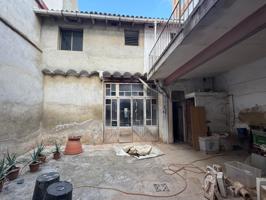 ALG242 - CASA DE 317M2 EN LA CALLE SANTA BÁRBARA DE ALGEMESÍ photo 0