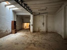 ALG247 - LOCAL COMERCIAL DE 102M2 EN LA CALLE MARIA AUXILIADORA DE ALGEMESÍ photo 0