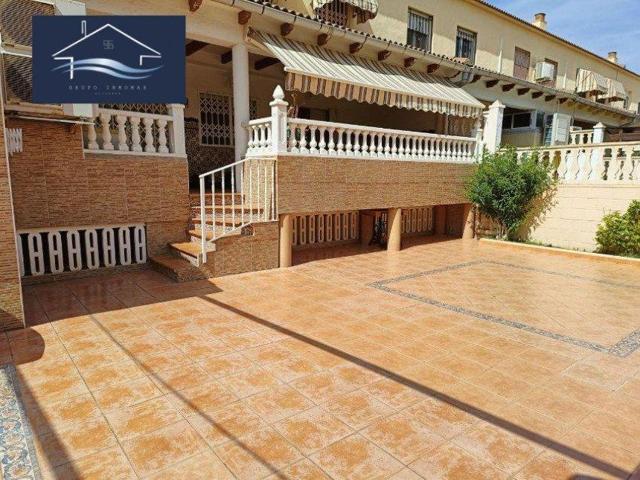 BUNGALOW EN VENTA EN EL CAMPELLO - ALICANTE photo 0