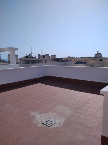 Espléndido Ático en El Campello con Amplia Terraza y Vistas al Mar photo 0