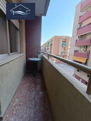 PISO EN VENTA ALICANTE - ZONA CAROLINAS - ¡Tu Nuevo Hogar Espera! photo 0