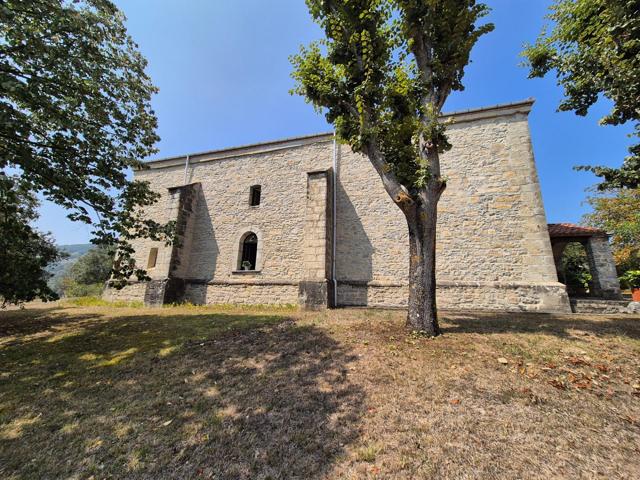 EN VENTA ERMITA EN EL VALLE DE MENA photo 0