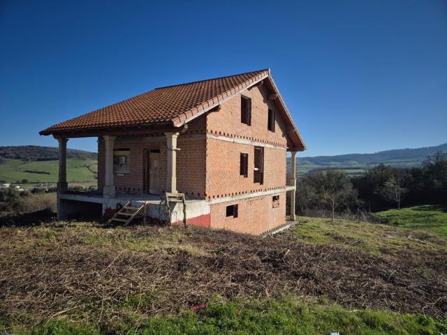 EN VENTA CASA EN CONSTRUCCIÓN EN EL VALLE DE MENA photo 0