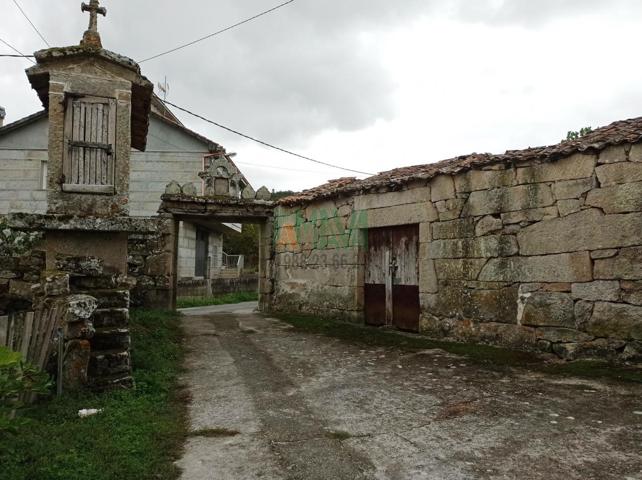 Casa para restaurar en Taboadela. photo 0