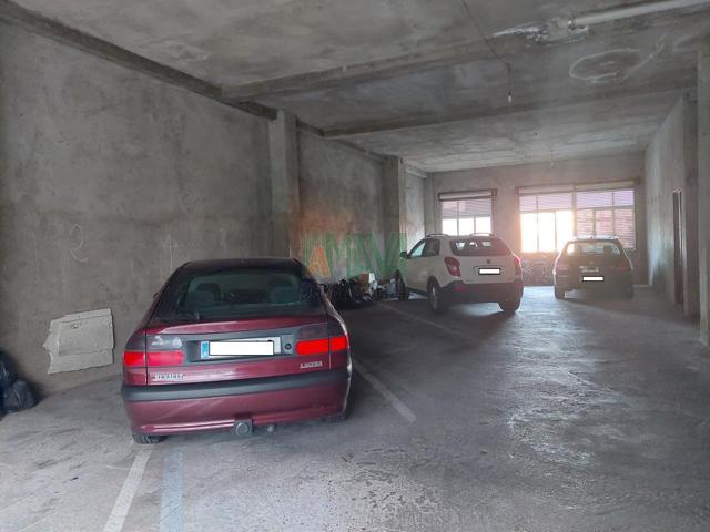 LOCAL DE 180 m2 EN VISTAHERMOSA photo 0