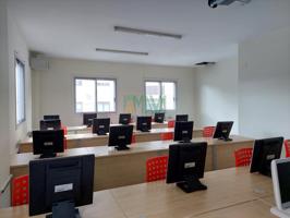 Local con licencia para academia. La Valenzana photo 0