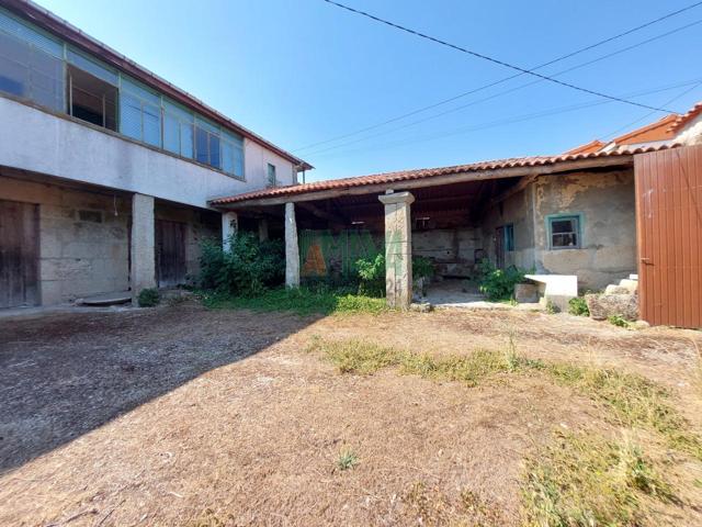 Casa para restaurar, zona Amoeiro photo 0