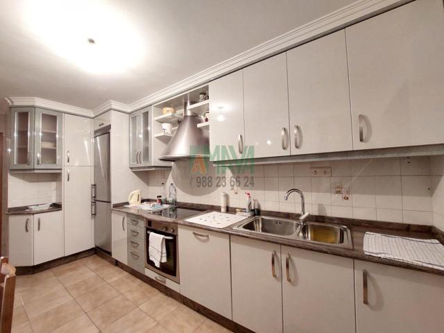 PISO AMUEBLADO DE TRES DORMITORIOS, ZONA COUTO photo 0