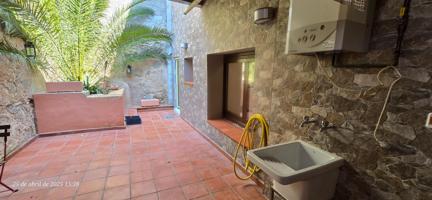 Encantadora Planta Baja en el Corazón de Alella: ¡Tu Oasis de Tranquilidad! photo 0