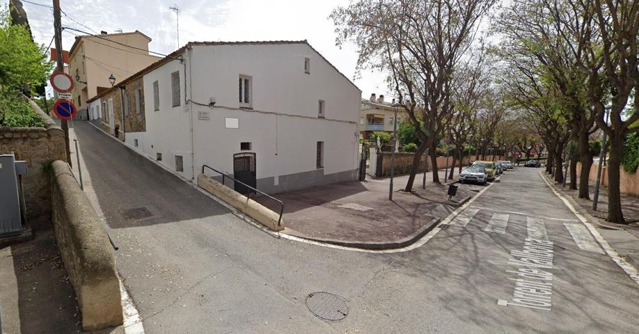 OPORTUNIDAD CASA CON JARDIN EN ALELLA photo 0
