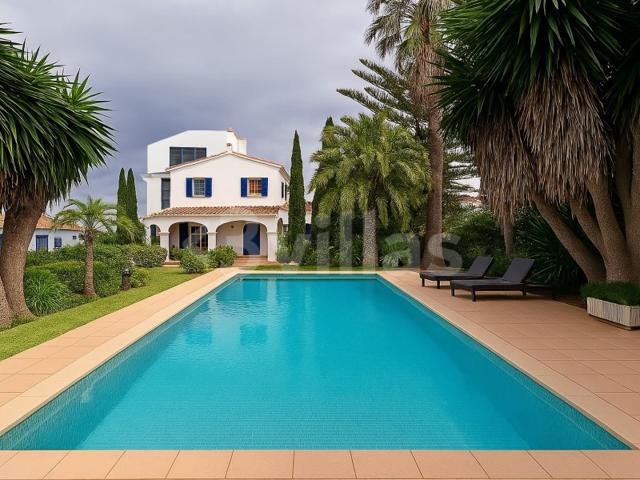 Casa En venta en Maó photo 0