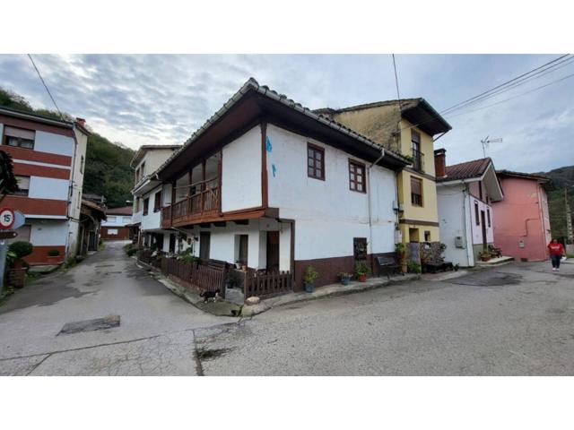 CASA TRADICIONAL ASTURIANA EN LORÍO (LAVIANA) ASTURIAS photo 0