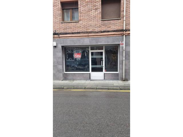 LOCAL COMERCIAL EN POLA DE LAVIANA photo 0