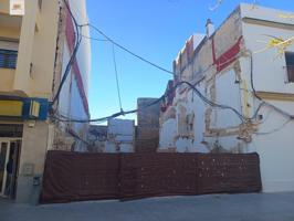 SUELO EN EL CENTRO DE CHICLANA , UBICACION INMEJORABLE !!! photo 0