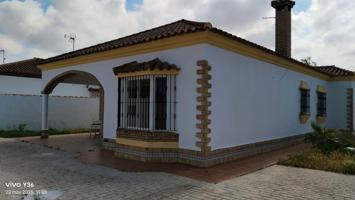 Se vende chalet independiente de una planta – 145 m² construidos en parcela de 500 m² photo 0