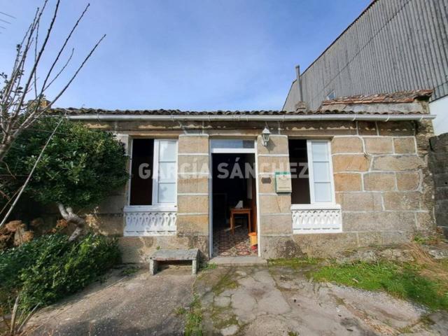 Casa en venta en Brion (Leiro) photo 0