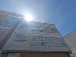 Edificio en venta en Boiro photo 0