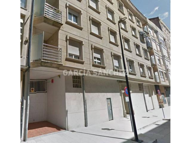 Garaje en alquiler en Boiro photo 0