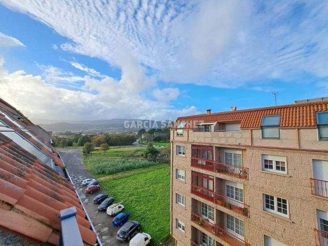 Piso en venta en Boiro photo 0