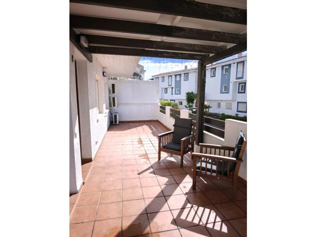Exclusive apartment in Vistalmar Duquesa Norte photo 0