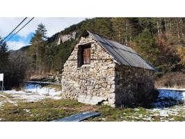 EDIFICIO PARA REFORMAR EN VALLE DE PINETA ZONA BIELSA photo 0