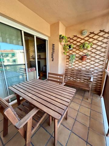 Piso reformado con terraza y parking en Martorell photo 0