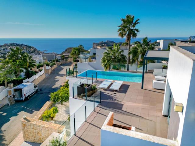 Villa Contemporánea en Venta con vistas al mar photo 0