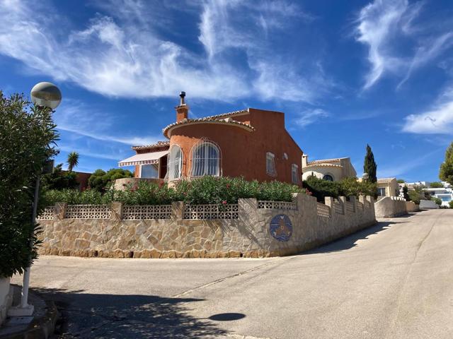 Cumbre del Sol Villa con piscina comunitaria photo 0