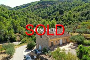 Villa en venta en Lorcha photo 0