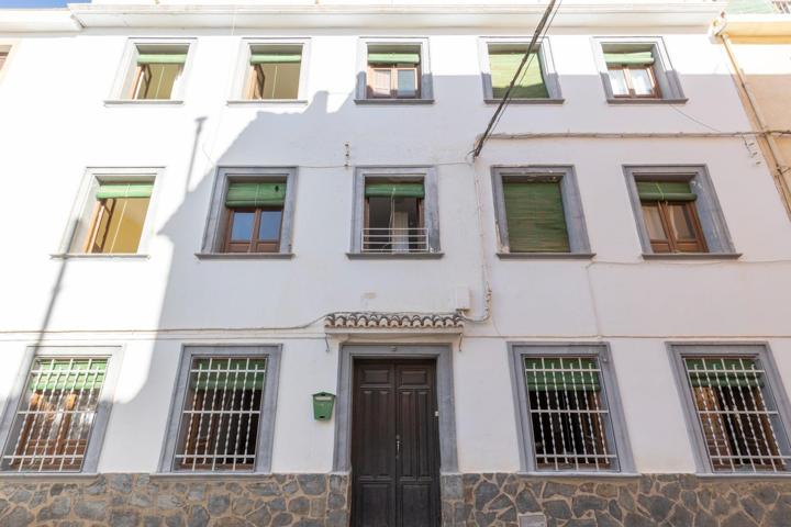 SE VENDE CASA EN LANJARÓN CON 6 APARTAMENTOS MÁS ÁTICO photo 0