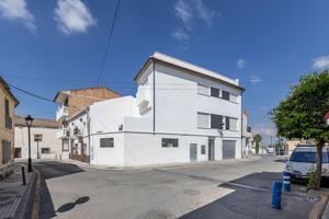 Edificio de nueva construcción en Churriana photo 0