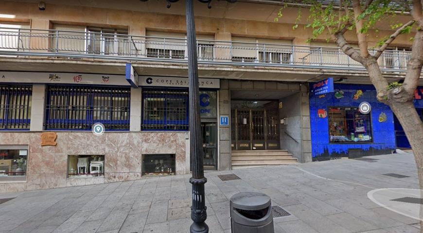 VENTA DE GRAN PISO EN EL CENTRO PEATONAL DE SALAMANCA photo 0