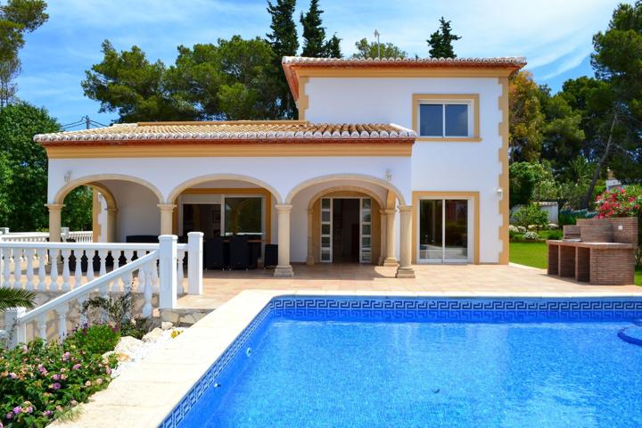 Villa En venta en Jávea-Xàbia photo 0