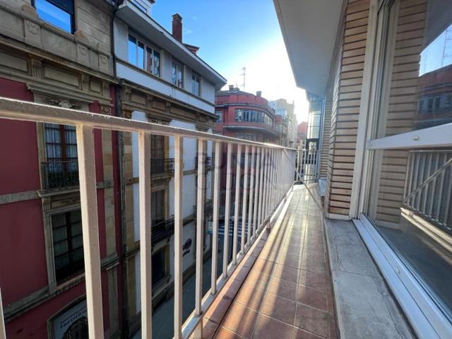 Piso En alquiler en Cimadevilla, Gijón photo 0