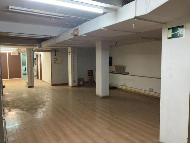 Local comercial - Barcelona photo 0