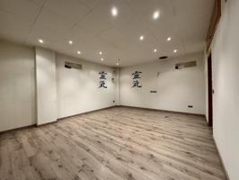Local comercial - Sant Boi de Llobregat photo 0