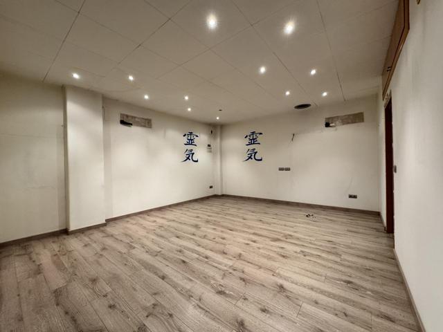 Local comercial - Sant Boi de Llobregat photo 0