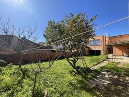 Bonita Casa Unifamiliar con Jardín Privado photo 0