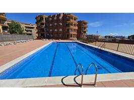 Espléndido Piso Figueres Residencial con Terraza y Piscina Comunitaria photo 0